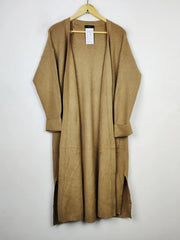 Buy online pre-used pre-loved 100% authentic & Original branded F&F (LC-5541) available in Pakistan. Top international brands avilable.