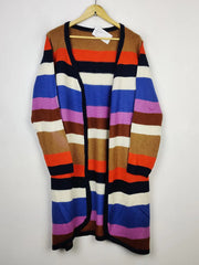 Buy online pre-used pre-loved 100% authentic & Original branded Unknown Brand (LC-5544) available in Pakistan. Top international brands avilable.