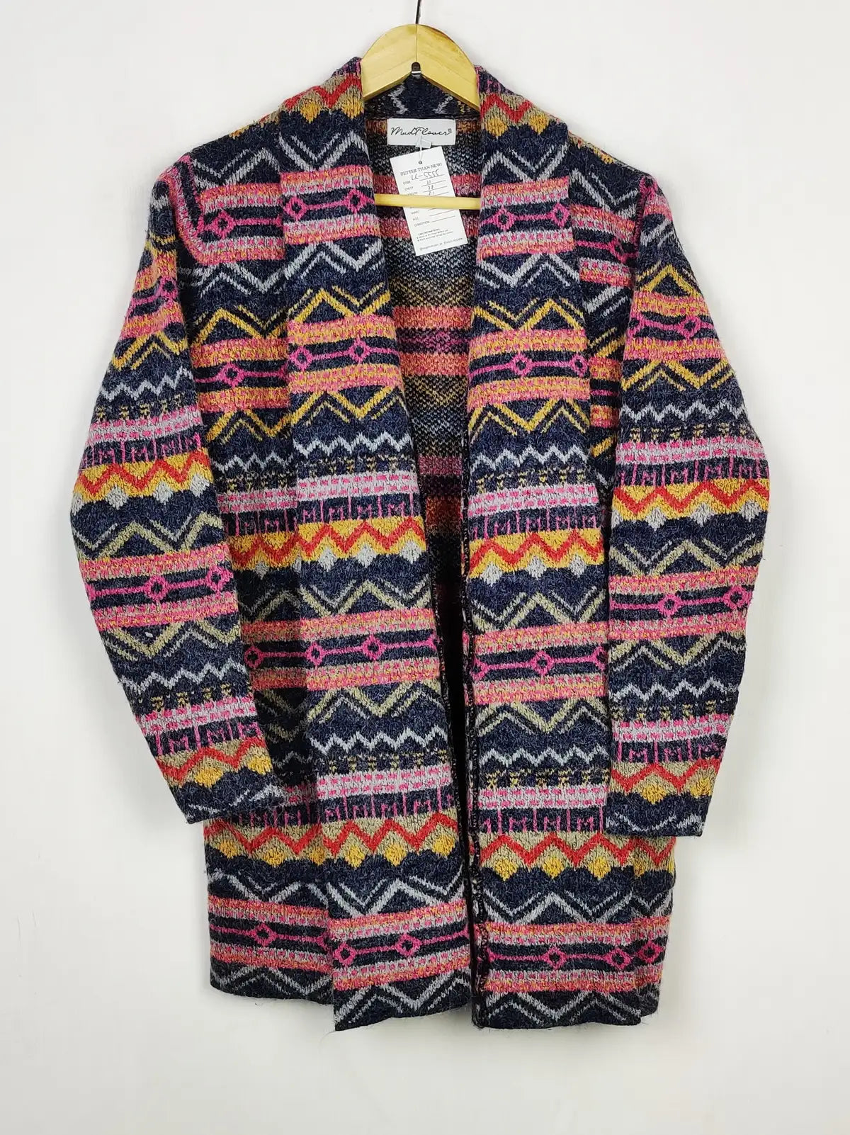 Buy online pre-used pre-loved 100% authentic & Original branded Mudflower (LC-5555) available in Pakistan. Top international brands avilable.