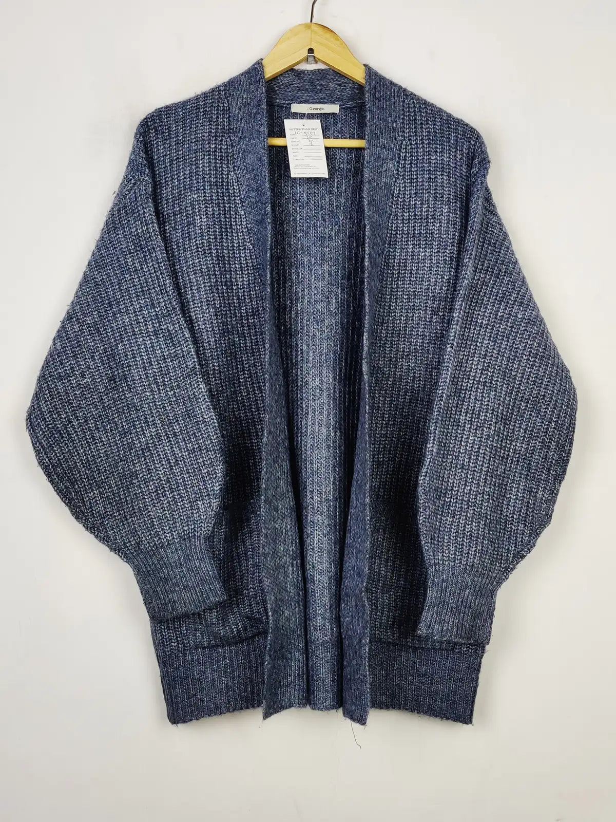 Buy online pre-used pre-loved 100% authentic & Original branded George (LC-5557) available in Pakistan. Top international brands avilable.