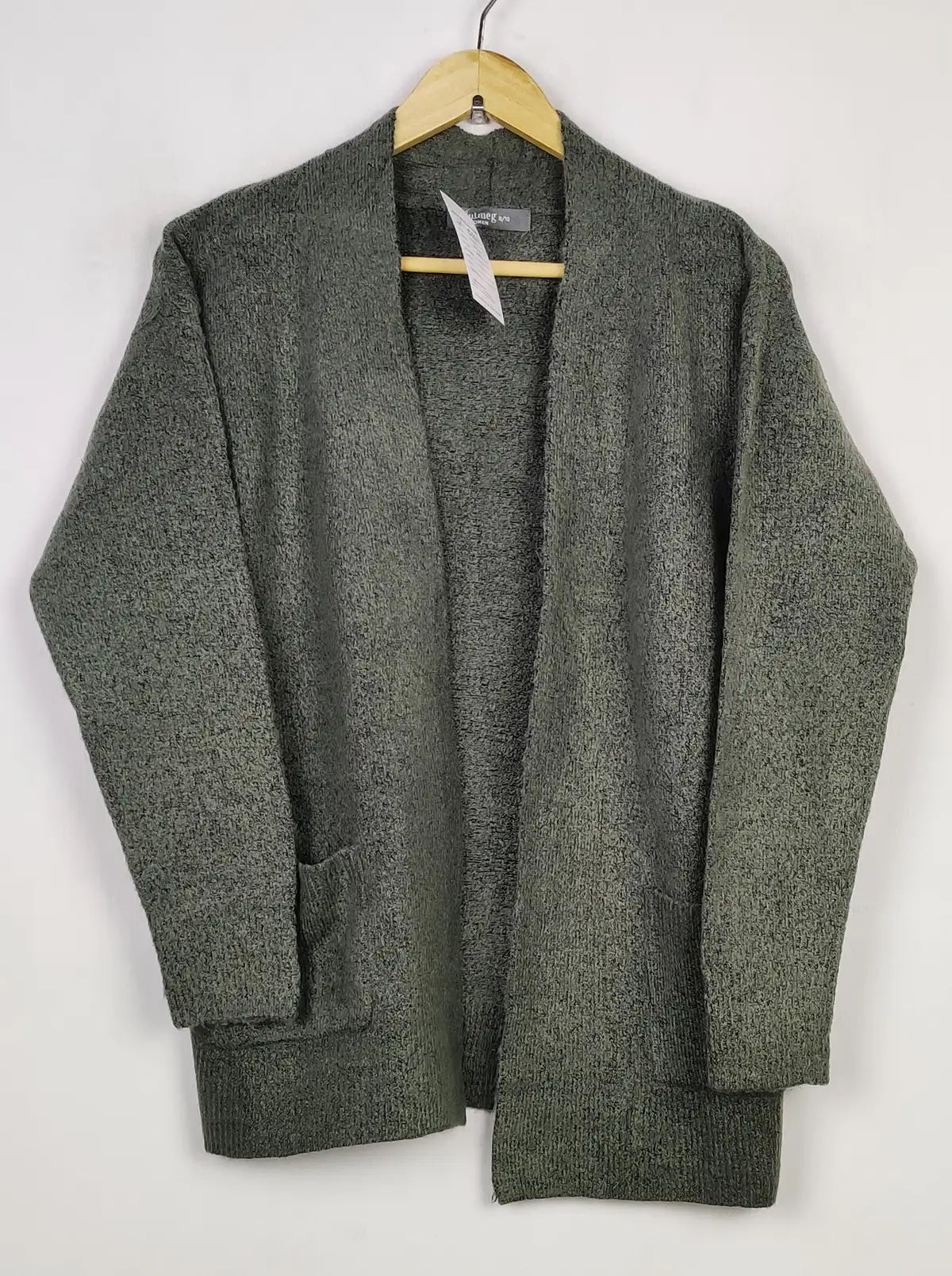 Buy online pre-used pre-loved 100% authentic & Original branded Nutmeg (LC-5567) available in Pakistan. Top international brands avilable.