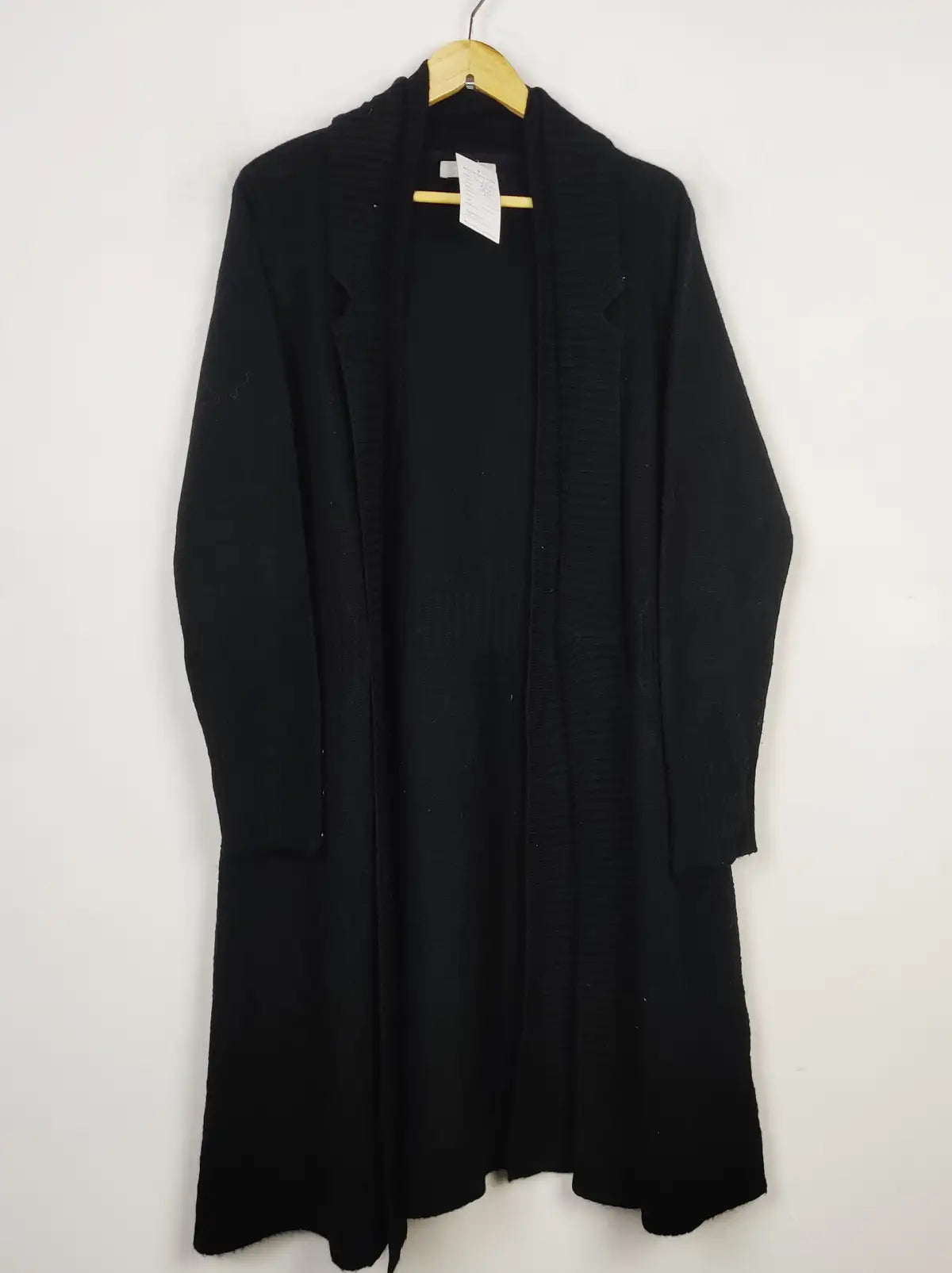 Buy online pre-used pre-loved 100% authentic & Original branded Per Una (LC-5576) available in Pakistan. Top international brands avilable.