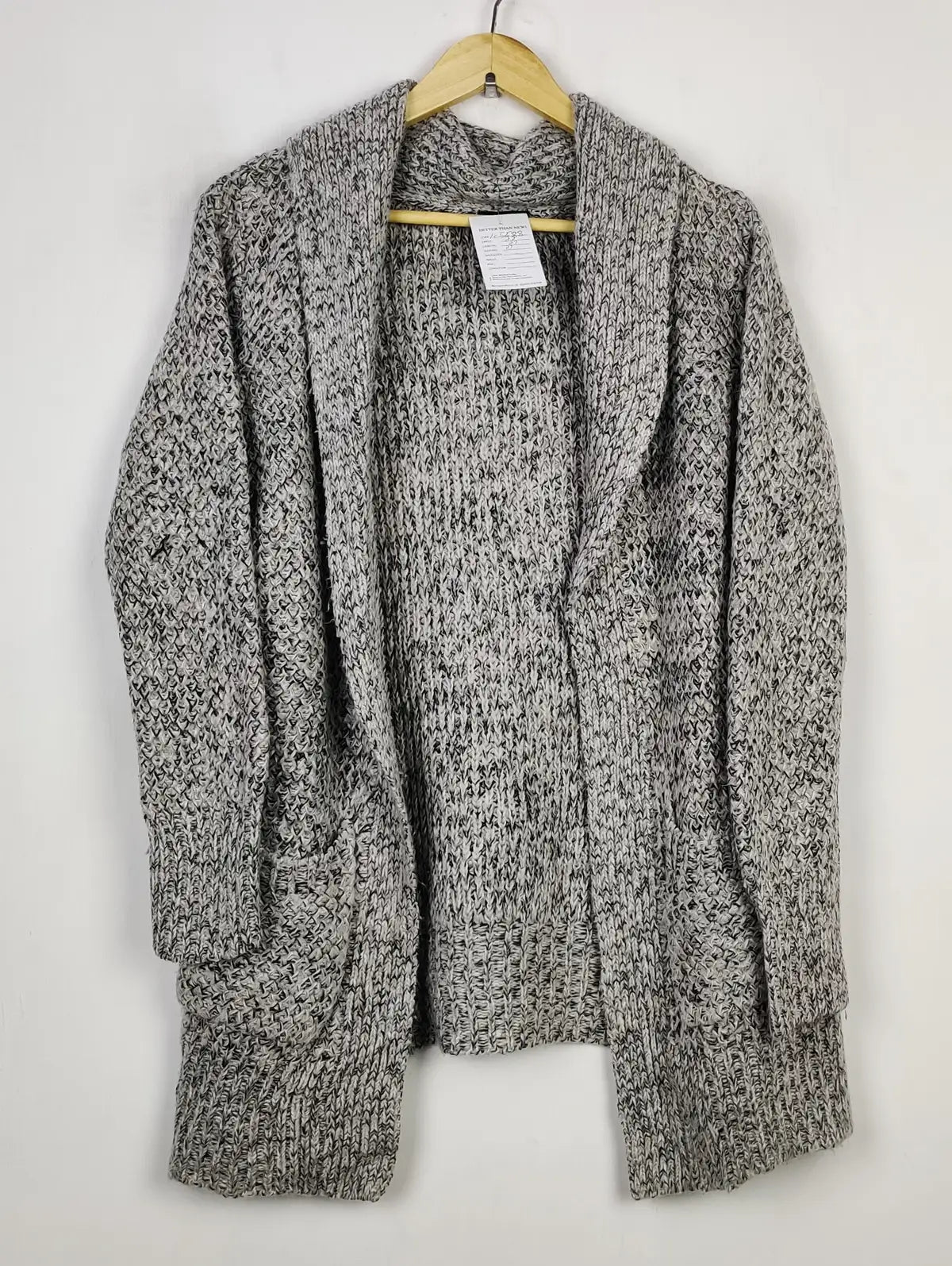 Buy online pre-used pre-loved 100% authentic & Original branded F&F (LC-5588) available in Pakistan. Top international brands avilable.