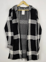 Buy online pre-used pre-loved 100% authentic & Original branded Pep&Co (LC-5594) available in Pakistan. Top international brands avilable.