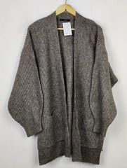 Buy online pre-used pre-loved 100% authentic & Original branded George (LC-5603) available in Pakistan. Top international brands avilable.