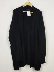 Buy online pre-used pre-loved 100% authentic & Original branded Marks & Spencer (LC-5612) available in Pakistan. Top international brands avilable.