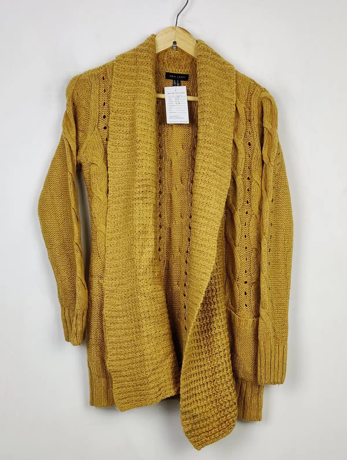 Buy online pre-used pre-loved 100% authentic & Original branded New Look (LC-5614) available in Pakistan. Top international brands avilable.