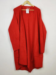 Buy online pre-used pre-loved 100% authentic & Original branded Tu (LC-5619) available in Pakistan. Top international brands avilable.