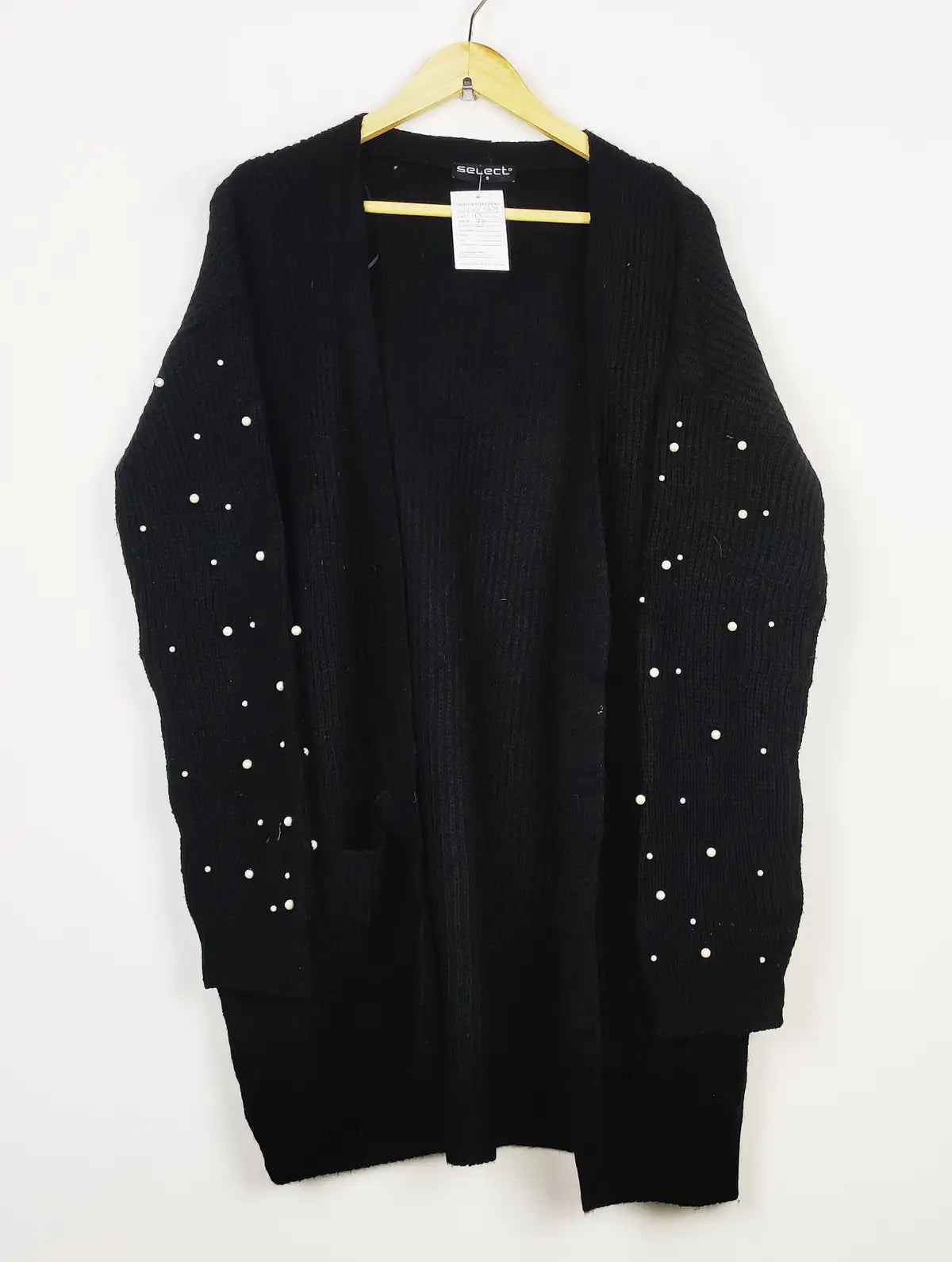 Buy online pre-used pre-loved 100% authentic & Original branded Select (LC-5624) available in Pakistan. Top international brands avilable.