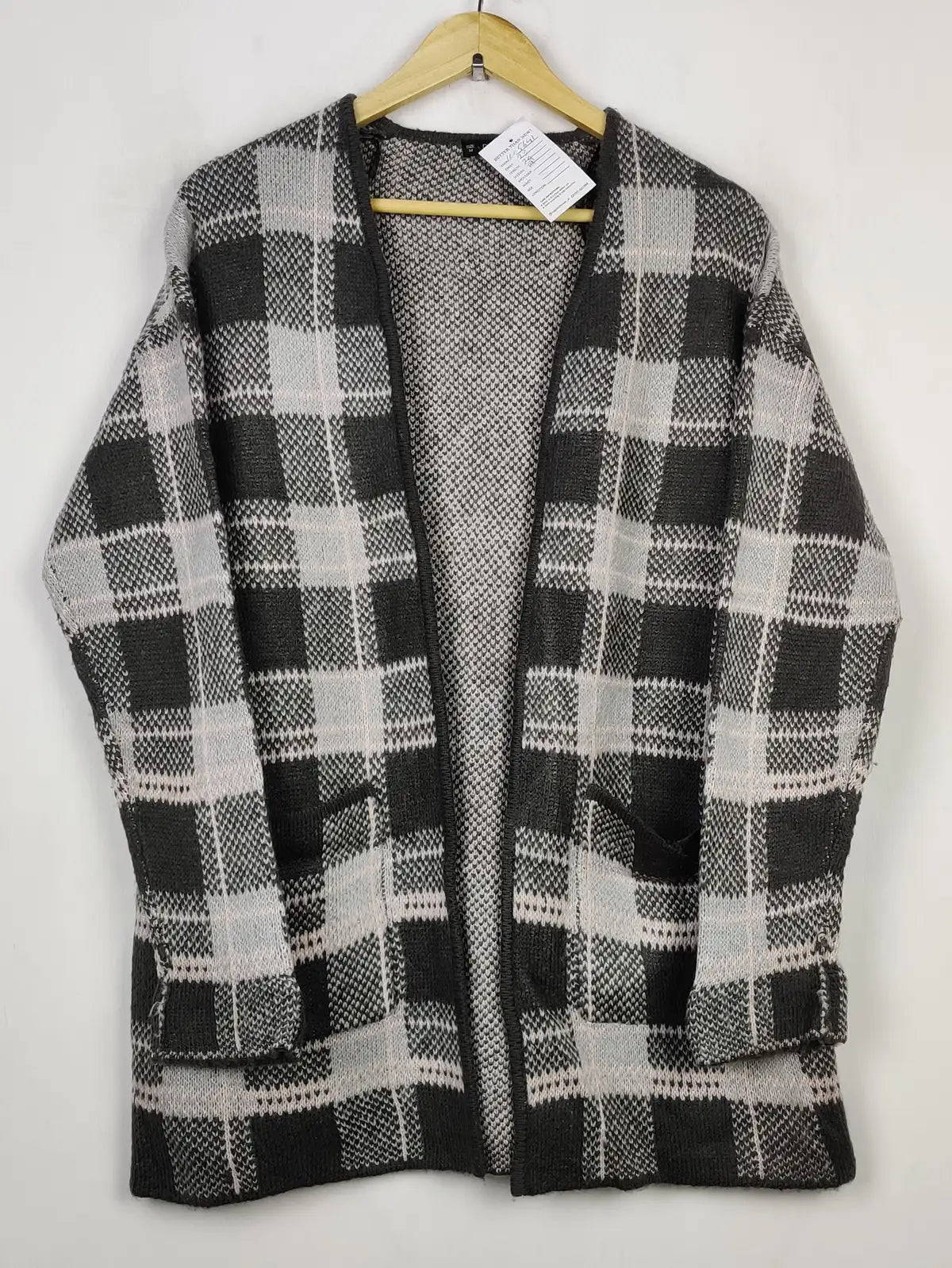 Buy online pre-used pre-loved 100% authentic & Original branded Dunnes Stores (LC-5641) available in Pakistan. Top international brands avilable.