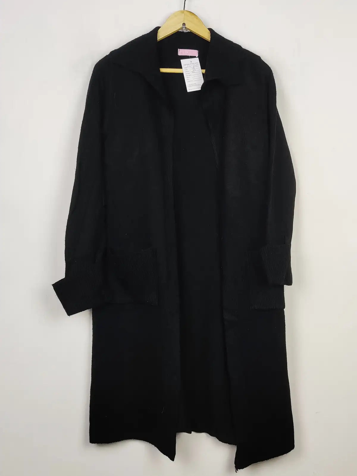 Buy online pre-used pre-loved 100% authentic & Original branded Clp Oven (LC-5649) available in Pakistan. Top international brands avilable.