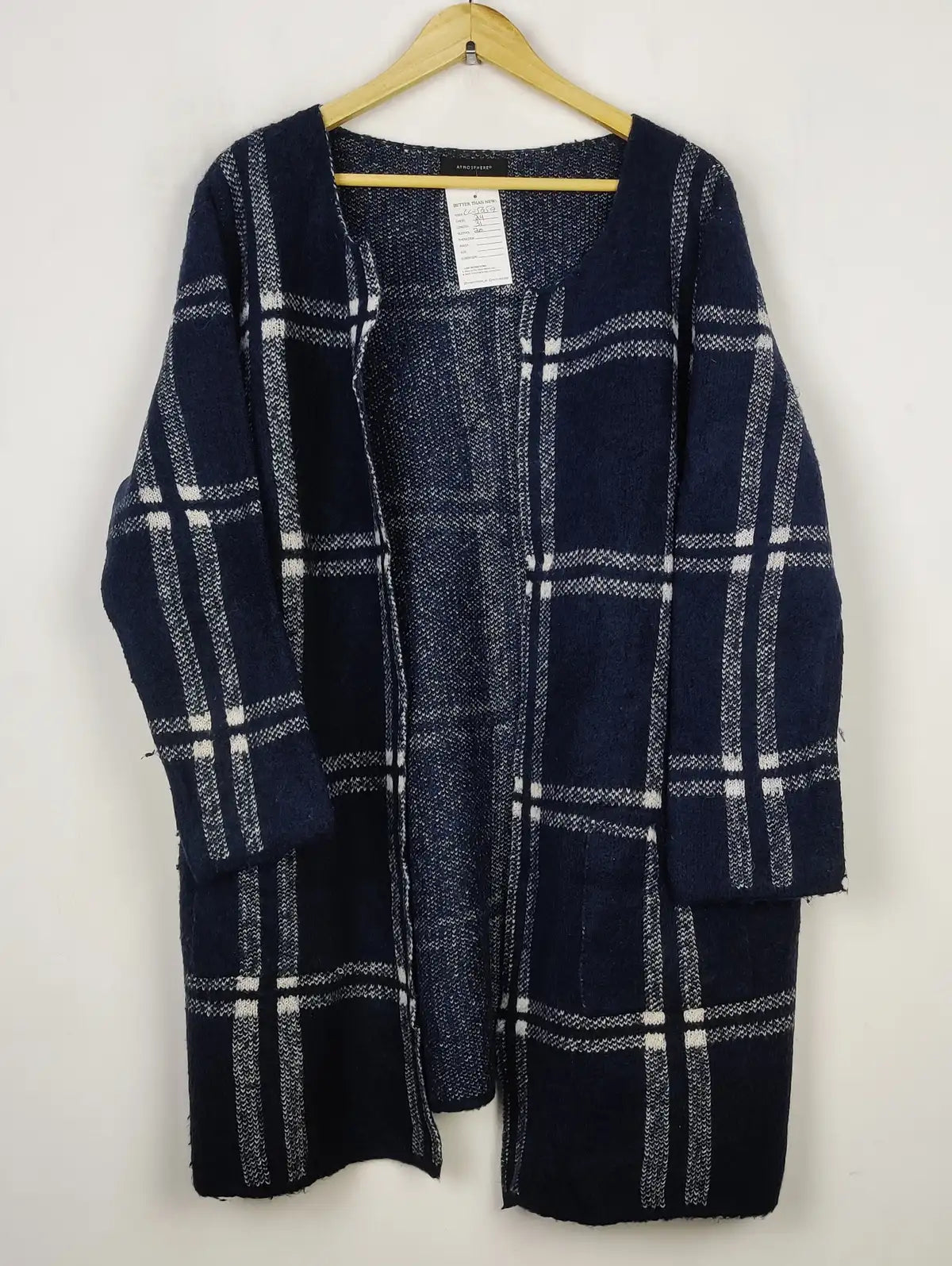 Buy online pre-used pre-loved 100% authentic & Original branded Atmosphere (LC-5659) available in Pakistan. Top international brands avilable.