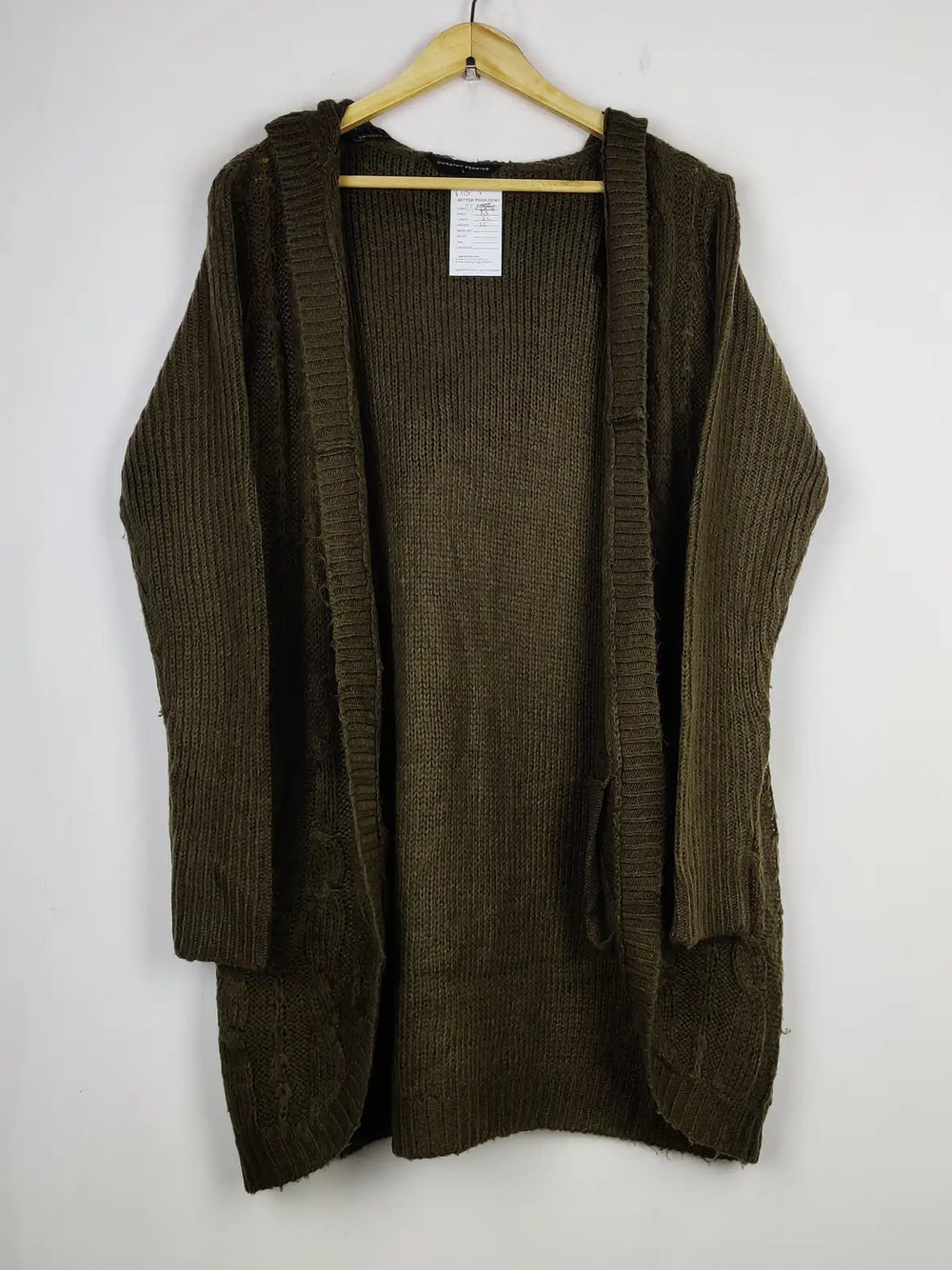 Buy online pre-used pre-loved 100% authentic & Original branded Dorothy Perkins (LC-6115) available in Pakistan. Top international brands avilable.