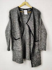 Buy online pre-used pre-loved 100% authentic & Original branded Atmosphere (LC-6274) available in Pakistan. Top international brands avilable.