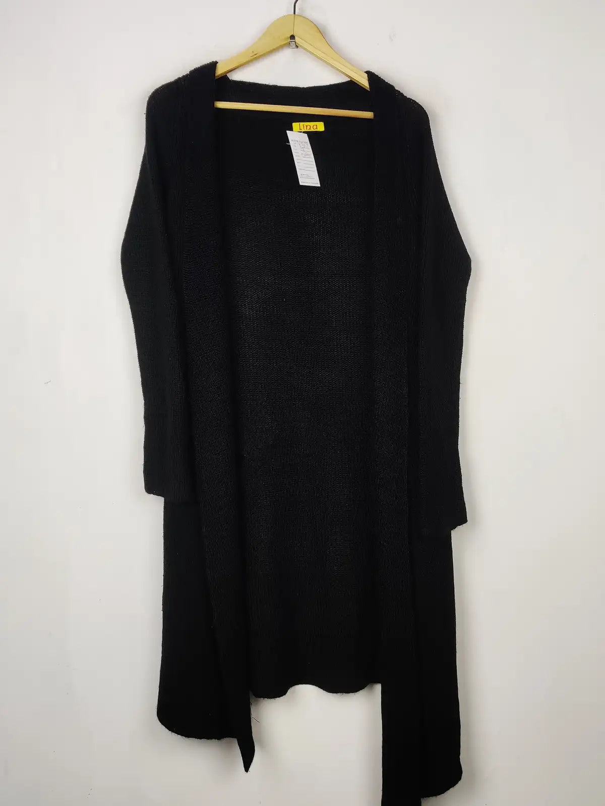 Buy online pre-used pre-loved 100% authentic & Original branded Lina (LC-6357) available in Pakistan. Top international brands avilable.