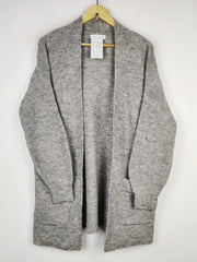 Buy online pre-used pre-loved 100% authentic & Original branded Primark (LC-6479) available in Pakistan. Top international brands avilable.