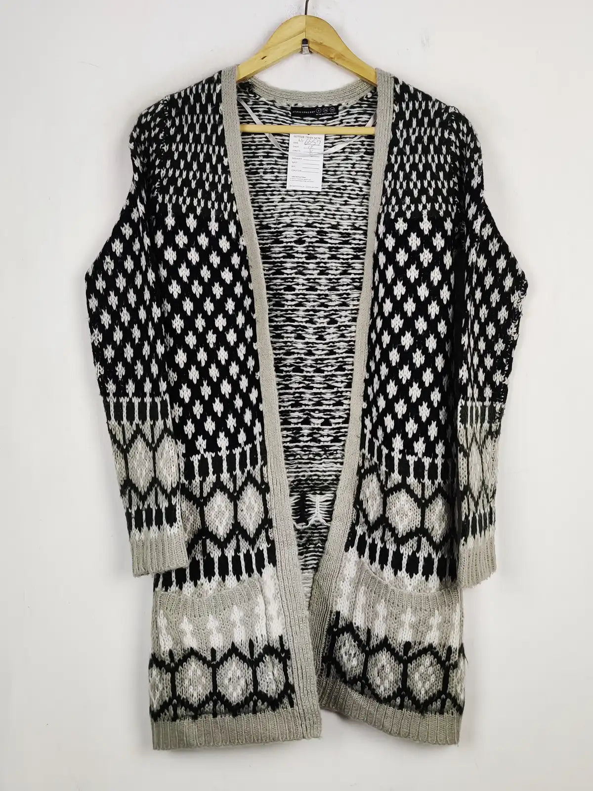 Buy online pre-used pre-loved 100% authentic & Original branded Atmosphere (LC-6657) available in Pakistan. Top international brands avilable.