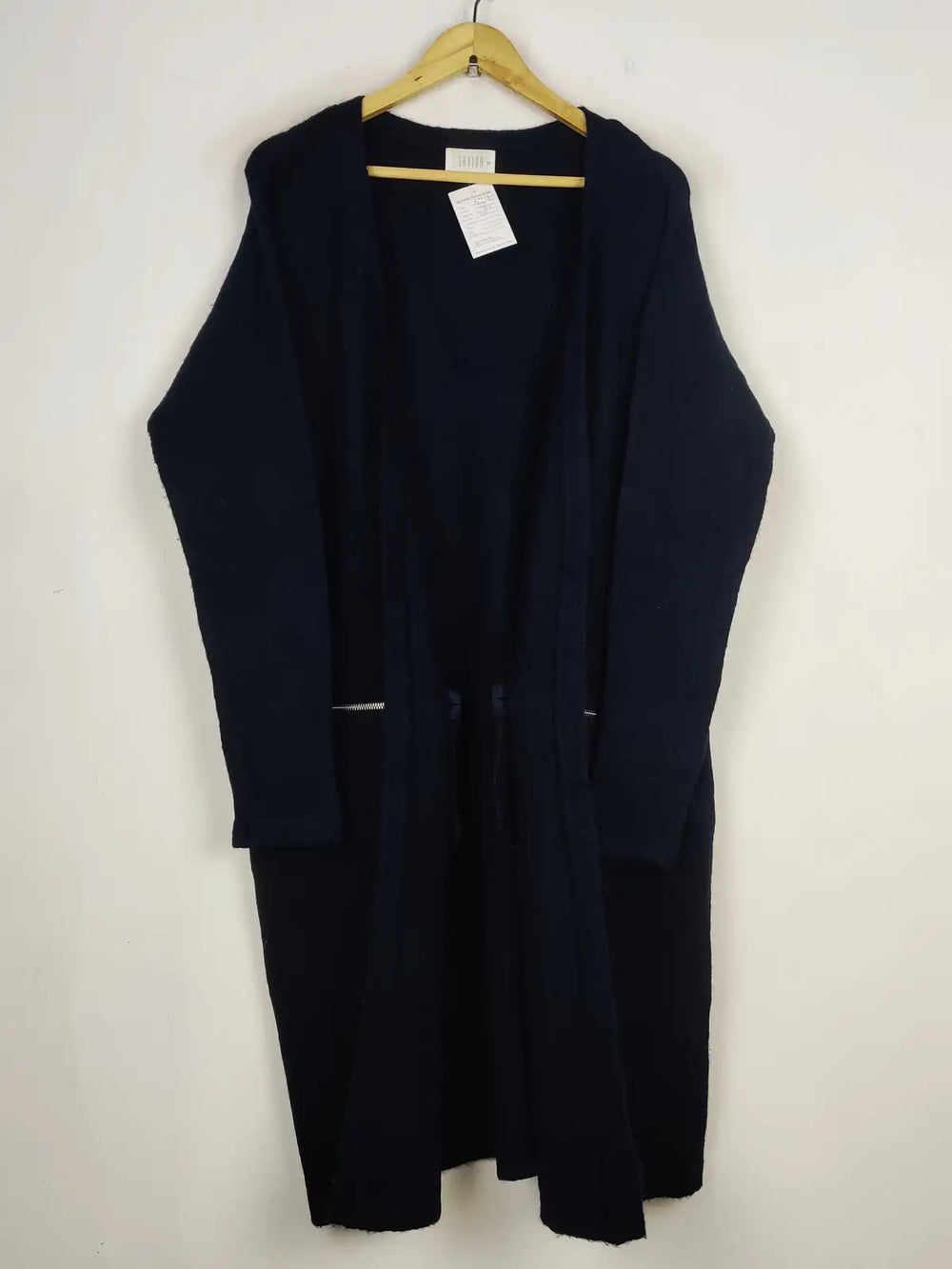 Buy online pre-used pre-loved 100% authentic & Original branded Savida (LC-6790) available in Pakistan. Top international brands avilable.