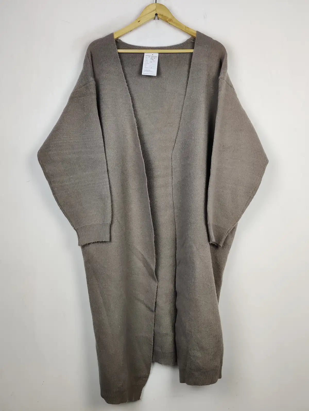Buy online pre-used pre-loved 100% authentic & Original branded Dazy (LC-6797) available in Pakistan. Top international brands avilable.