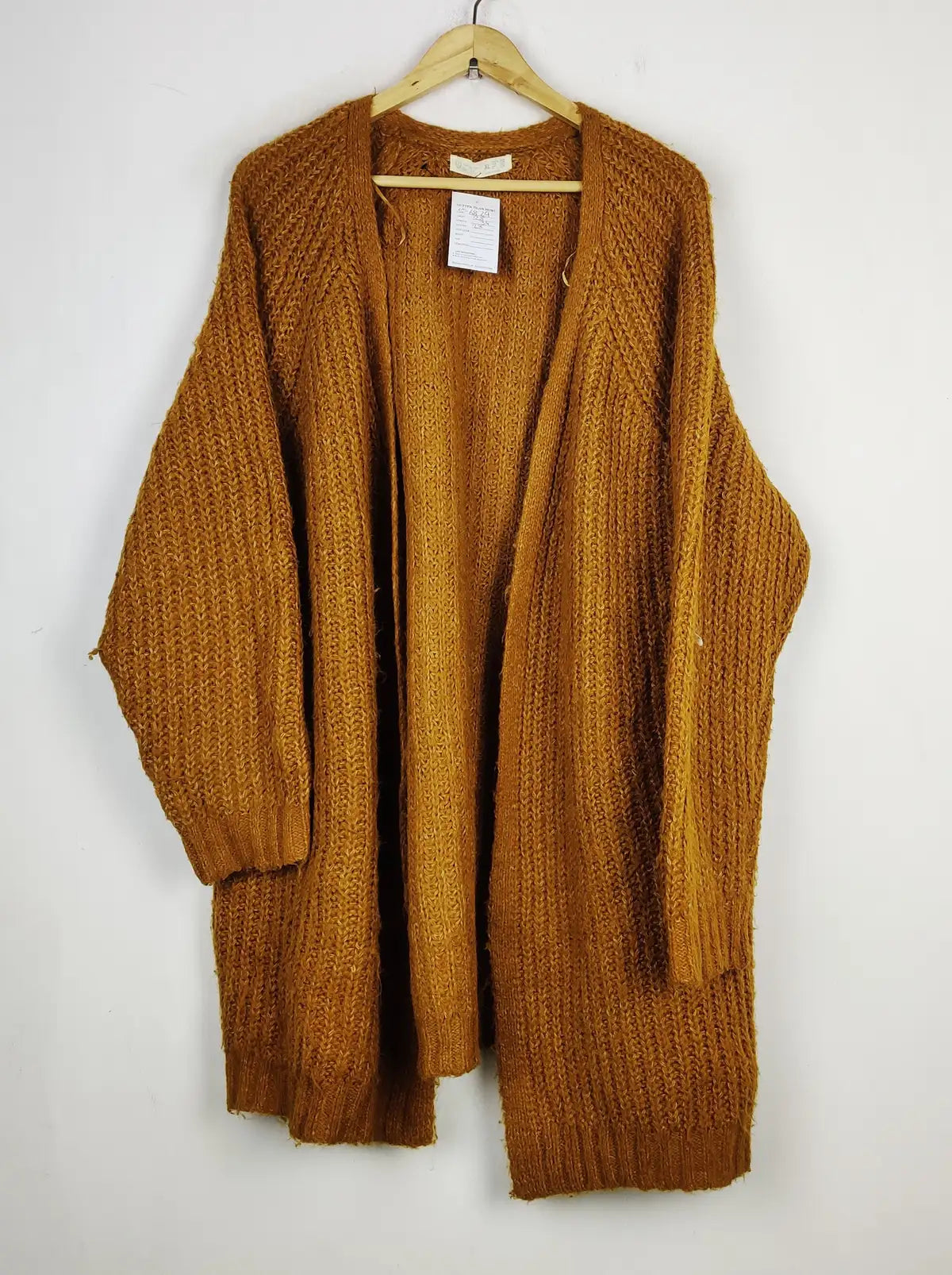 Buy online pre-used pre-loved 100% authentic & Original branded Primark (LC-6829) available in Pakistan. Top international brands avilable.
