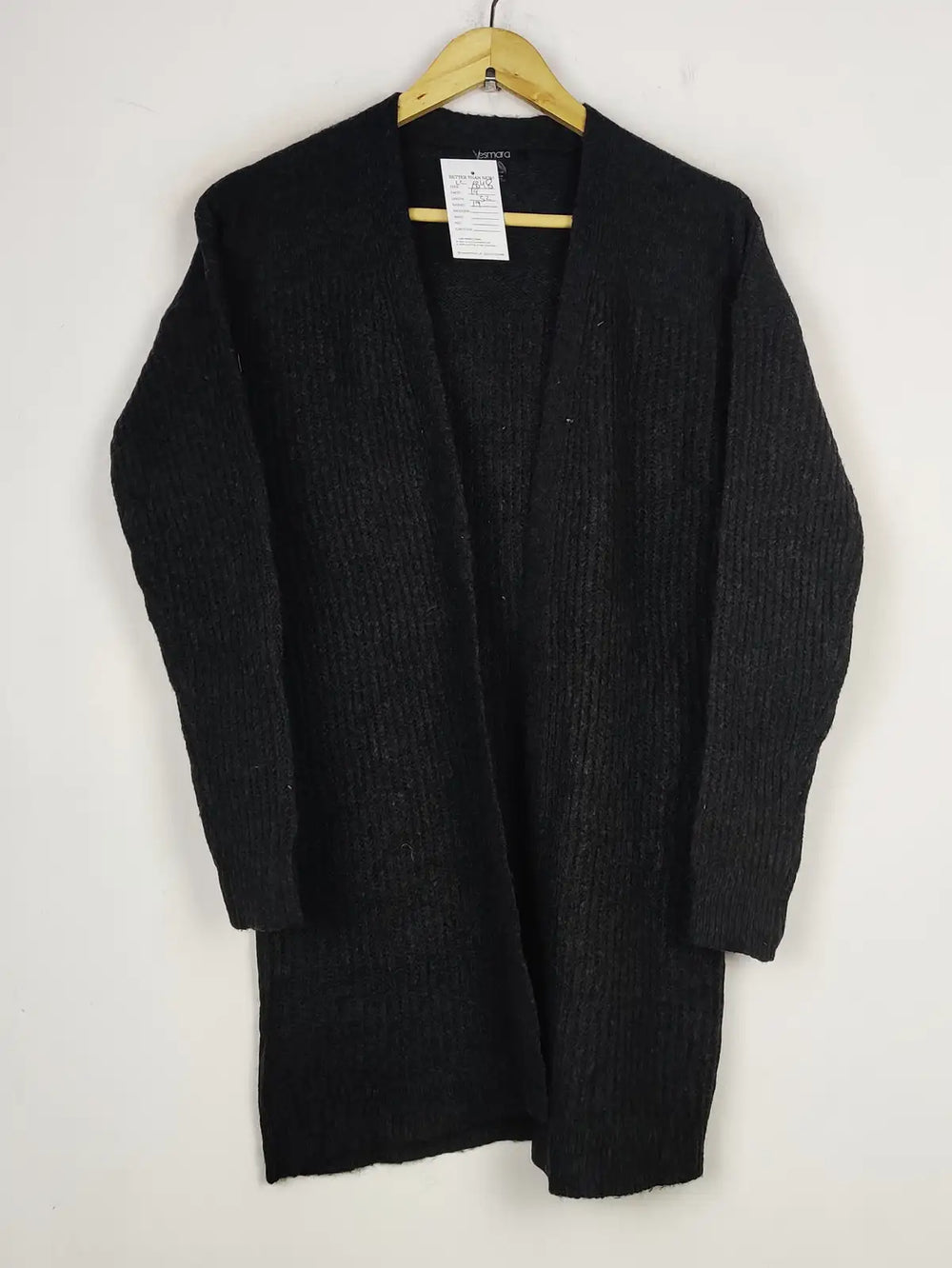 Buy online pre-used pre-loved 100% authentic & Original branded Esmara (LC-6848) available in Pakistan. Top international brands avilable.