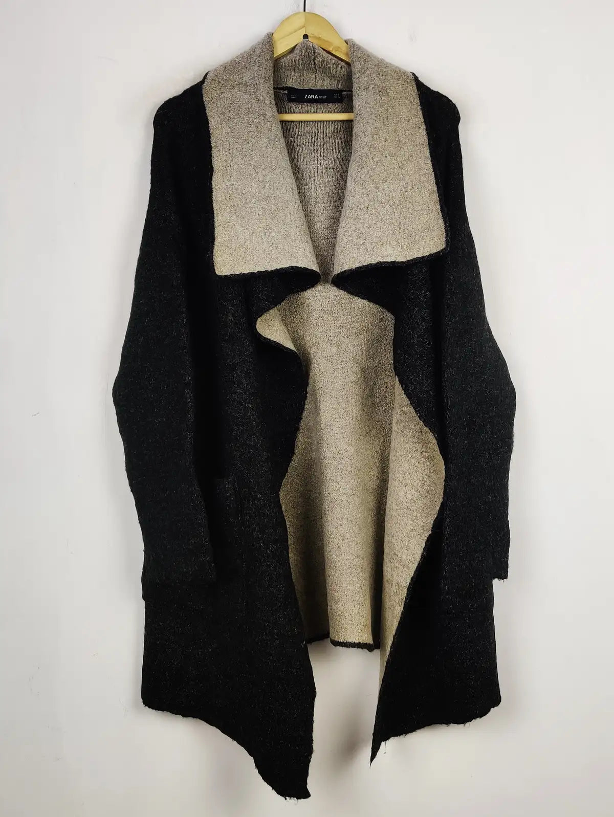 Buy online pre-used pre-loved 100% authentic & Original branded Zara (LC-6968) available in Pakistan. Top international brands avilable.