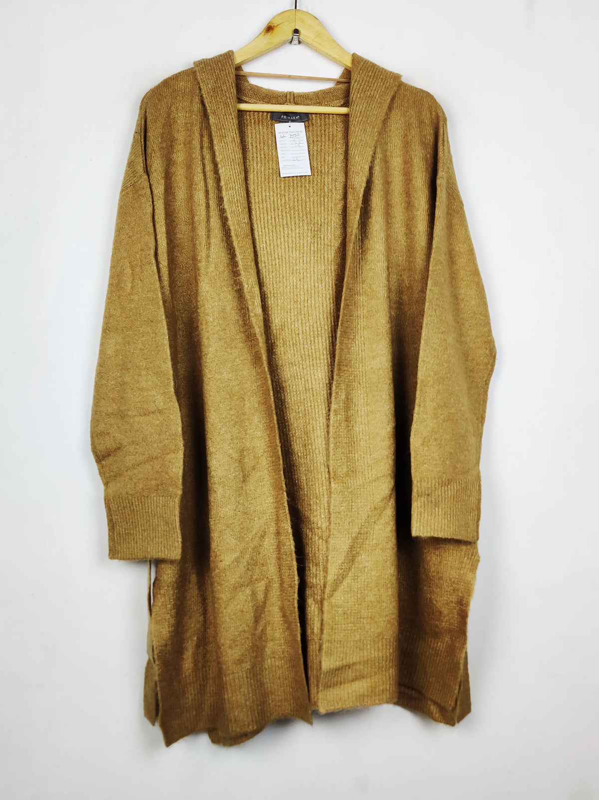 Buy online pre-used pre-loved 100% authentic & Original branded Primark (LC-7552) available in Pakistan. Top international brands avilable.