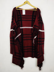 Buy online pre-used pre-loved 100% authentic & Original branded Unknown Brand (LC-7557) available in Pakistan. Top international brands avilable.