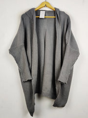 Buy online pre-used pre-loved 100% authentic & Original branded Unknown Brand (LC-7609) available in Pakistan. Top international brands avilable.
