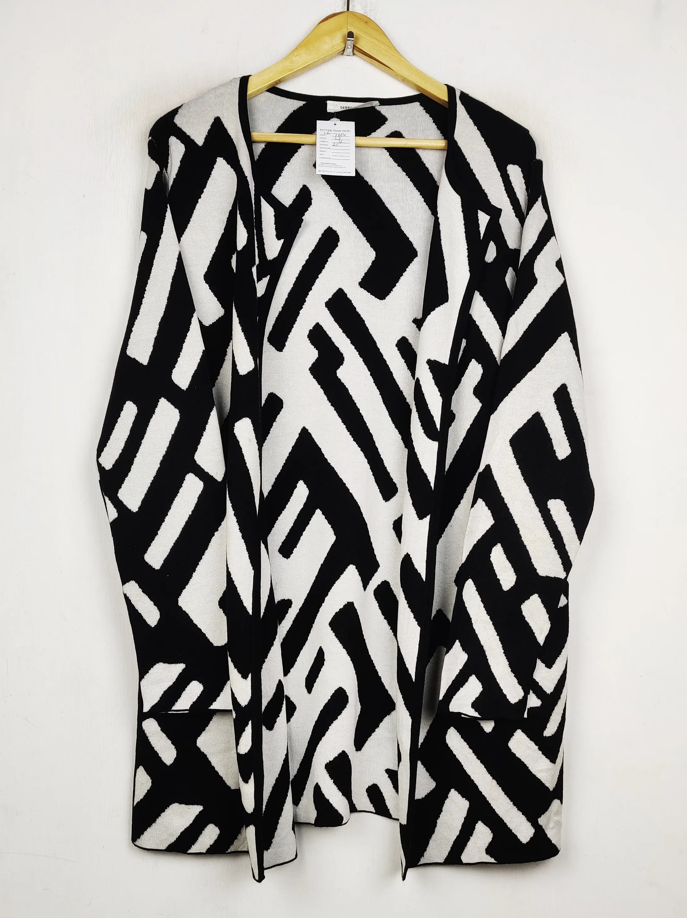 Buy online pre-used pre-loved 100% authentic & Original branded Gerry Weber (LC-7614) available in Pakistan. Top international brands avilable.