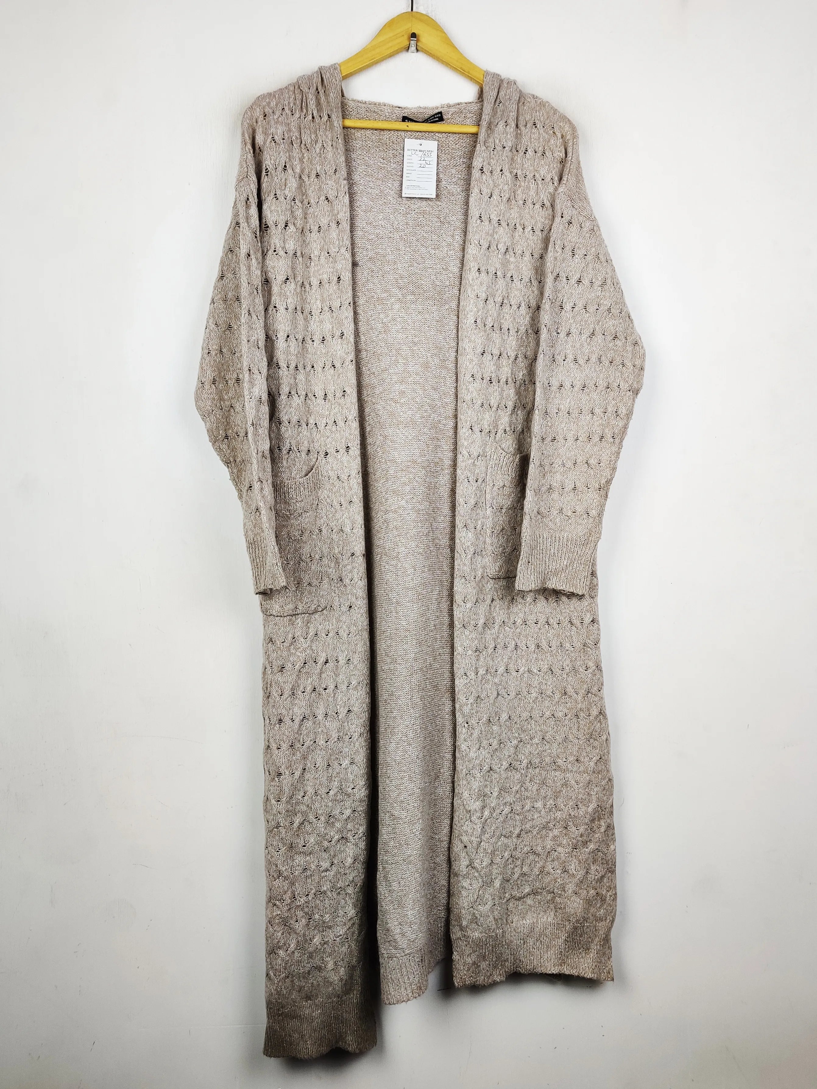 Buy online pre-used pre-loved 100% authentic & Original branded Shein (LC-7655) available in Pakistan. Top international brands avilable.