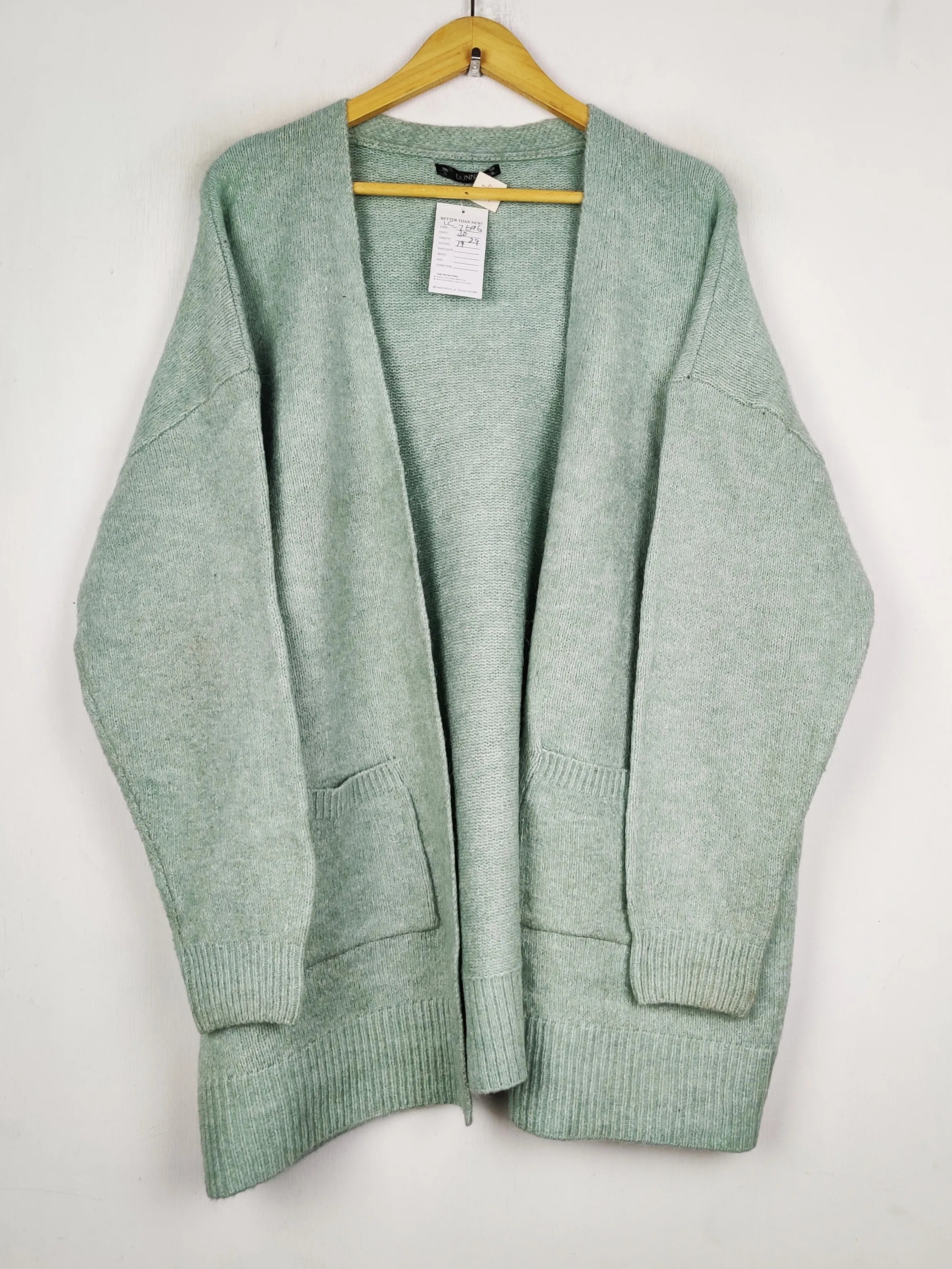 Buy online pre-used pre-loved 100% authentic & Original branded Dunnes Stores (LC-7696) available in Pakistan. Top international brands avilable.