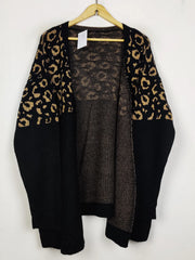 Buy online pre-used pre-loved 100% authentic & Original branded Unknown Brand (LC-7727) available in Pakistan. Top international brands avilable.