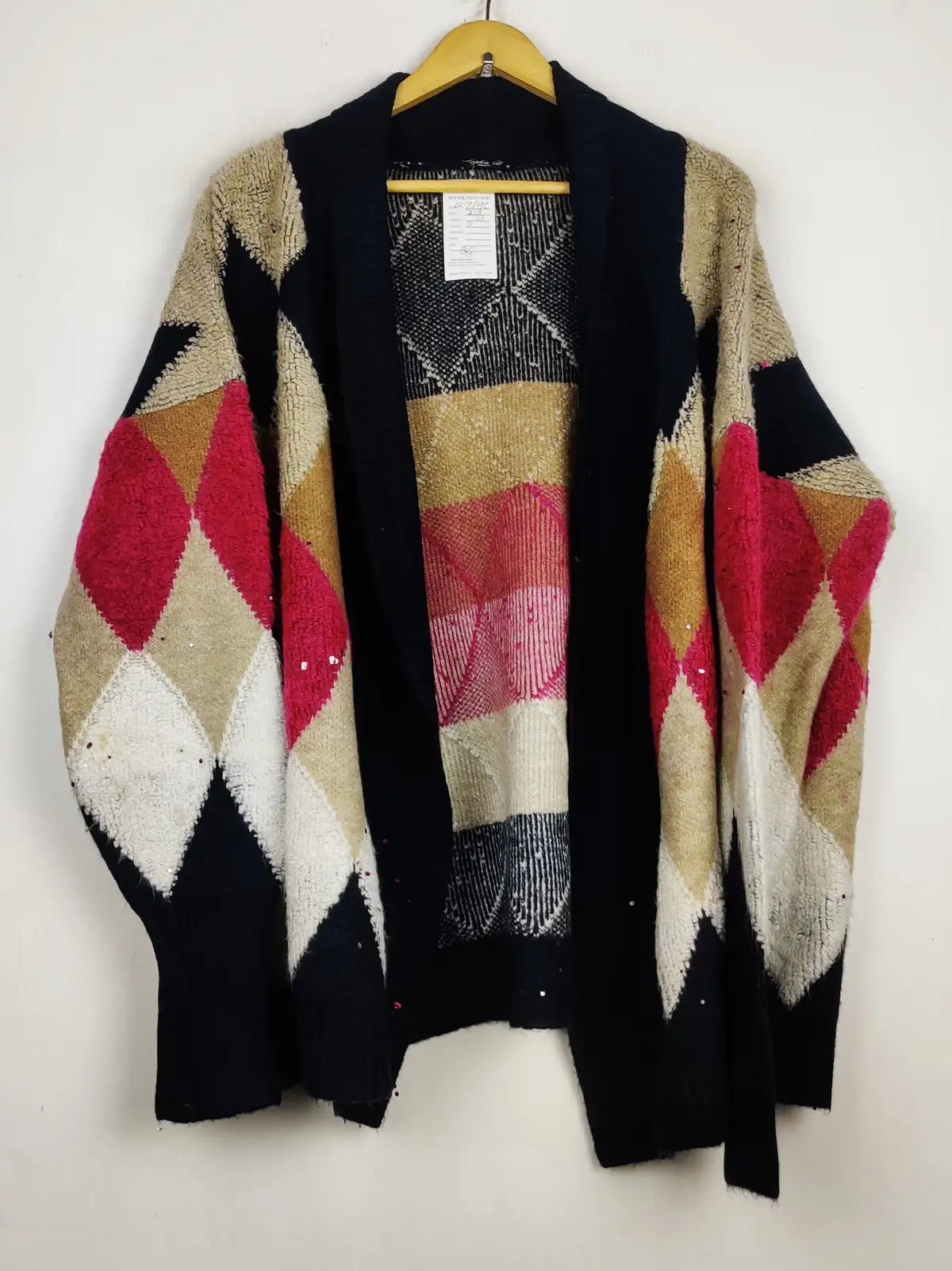 Buy online pre-used pre-loved 100% authentic & Original branded Lophie (LC-7792) available in Pakistan. Top international brands avilable.