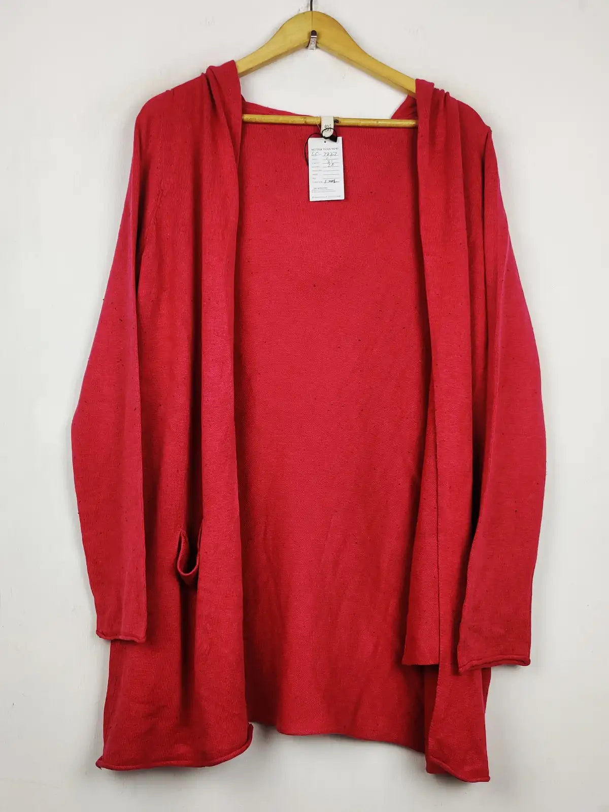 Buy online pre-used pre-loved 100% authentic & Original branded Unknown Brand (LC-7827) available in Pakistan. Top international brands avilable.