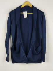 Buy online pre-used pre-loved 100% authentic & Original branded Unknown Brand (LC-7832) available in Pakistan. Top international brands avilable.