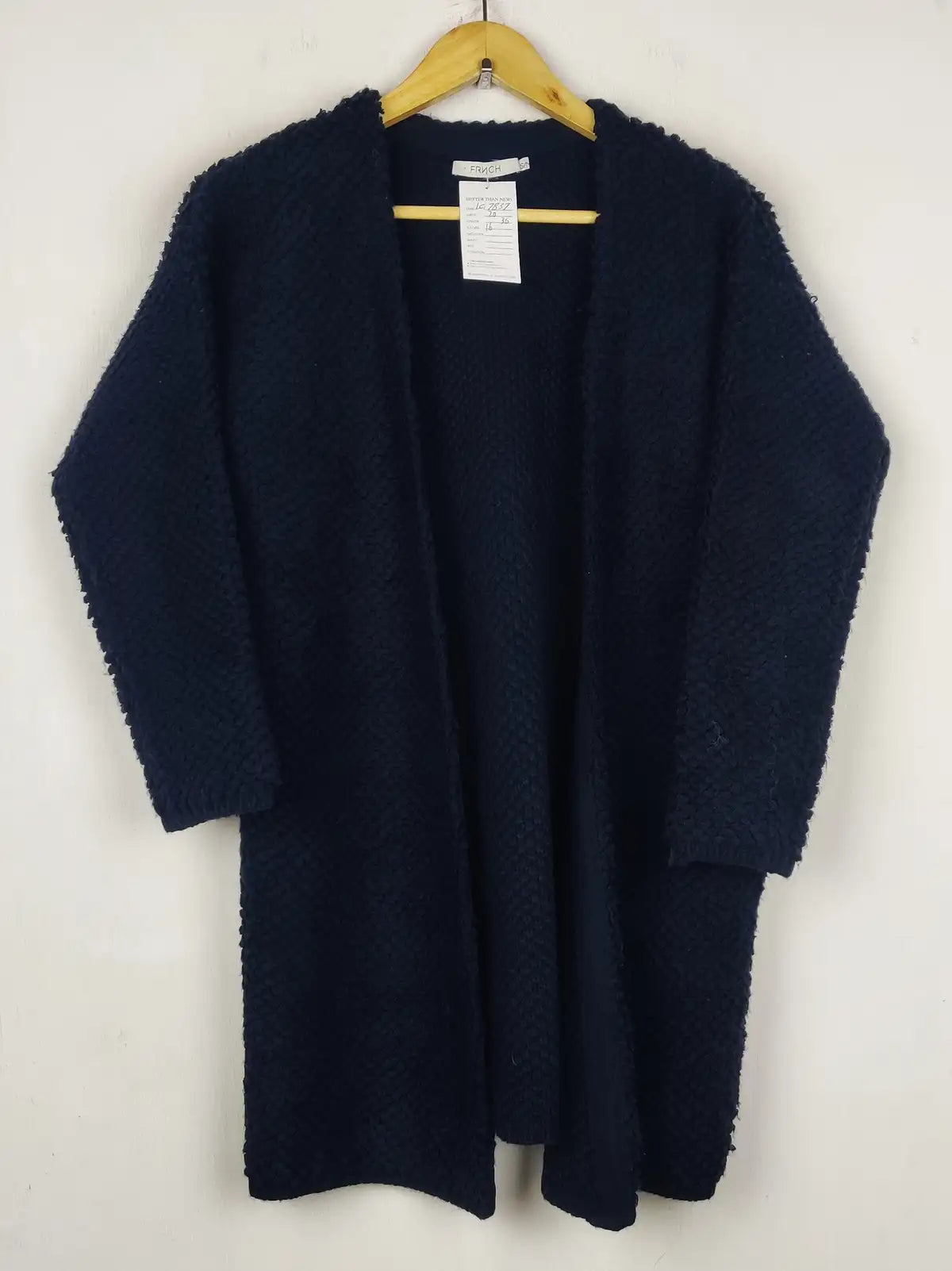 Buy online pre-used pre-loved 100% authentic & Original branded Frnch (LC-7837) available in Pakistan. Top international brands avilable.