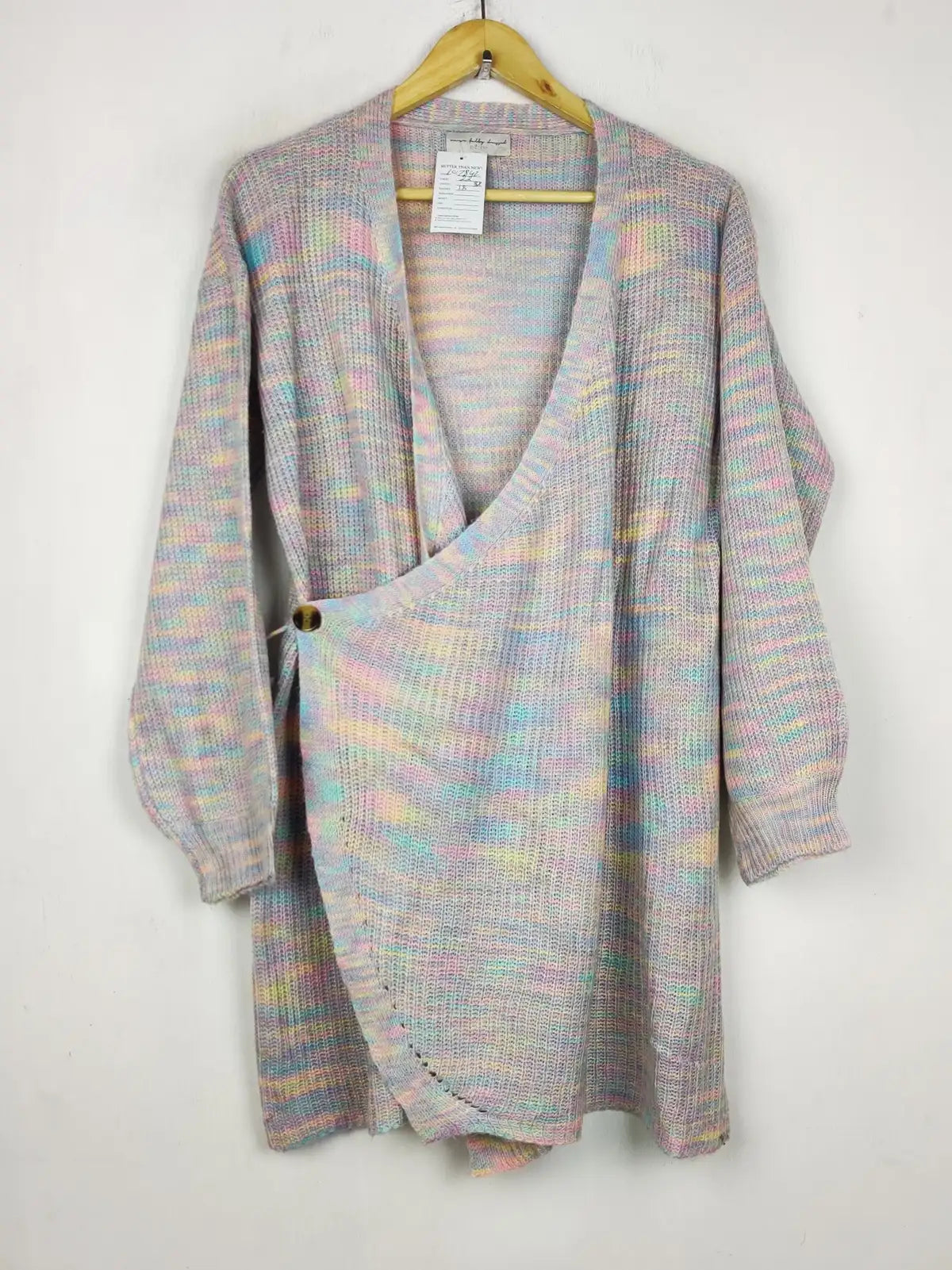 Buy online pre-used pre-loved 100% authentic & Original branded Never Fully Dressed (LC-7842) available in Pakistan. Top international brands avilable.