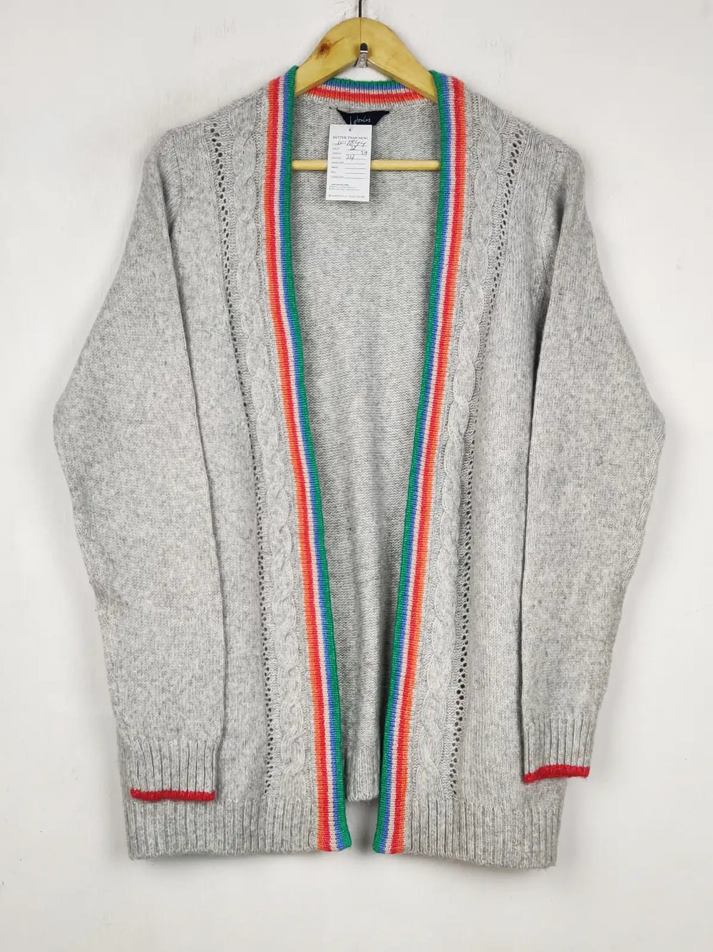 Buy online pre-used pre-loved 100% authentic & Original branded Jinles (LC-7844) available in Pakistan. Top international brands avilable.
