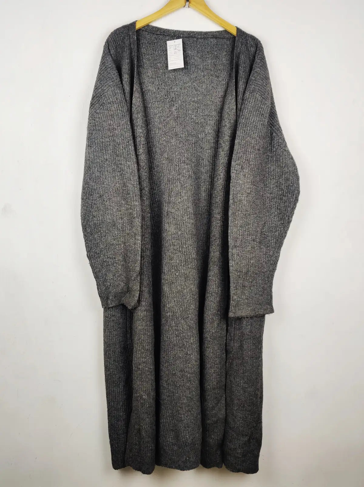 Buy online pre-used pre-loved 100% authentic & Original branded Shein (LC-7847) available in Pakistan. Top international brands avilable.