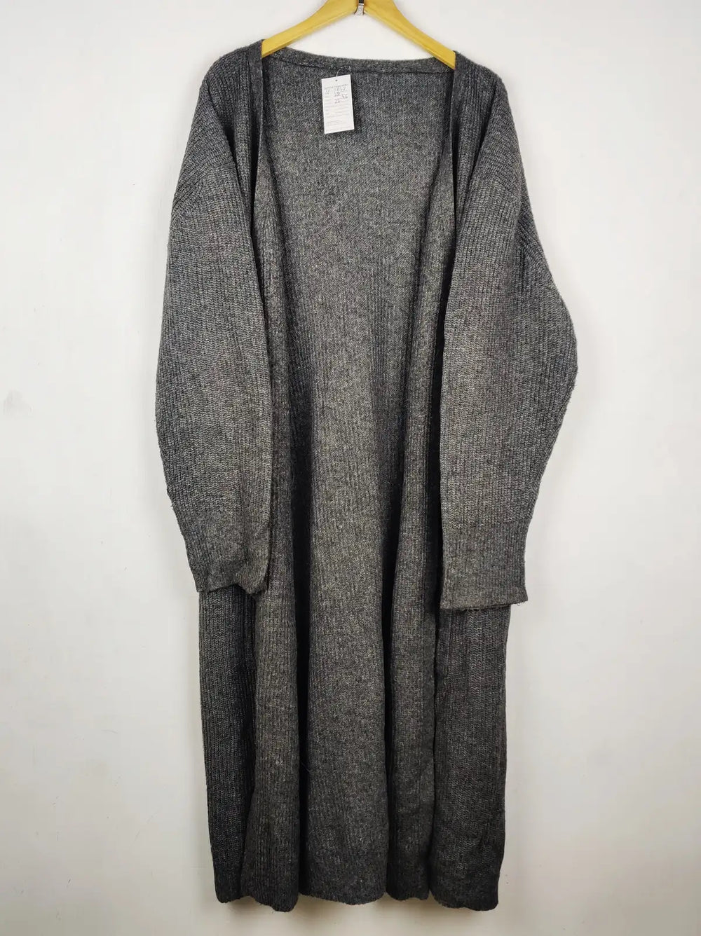 Buy online pre-used pre-loved 100% authentic & Original branded Shein (LC-7847) available in Pakistan. Top international brands avilable.