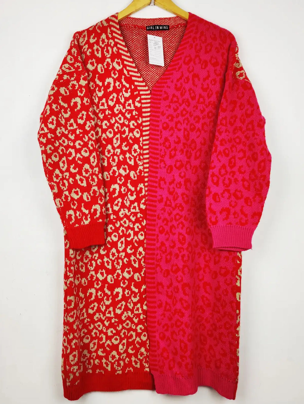 Buy online pre-used pre-loved 100% authentic & Original branded Girl In Mind (LC-7867) available in Pakistan. Top international brands avilable.