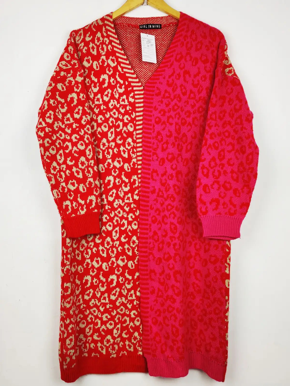 Buy online pre-used pre-loved 100% authentic & Original branded Girl In Mind (LC-7867) available in Pakistan. Top international brands avilable.