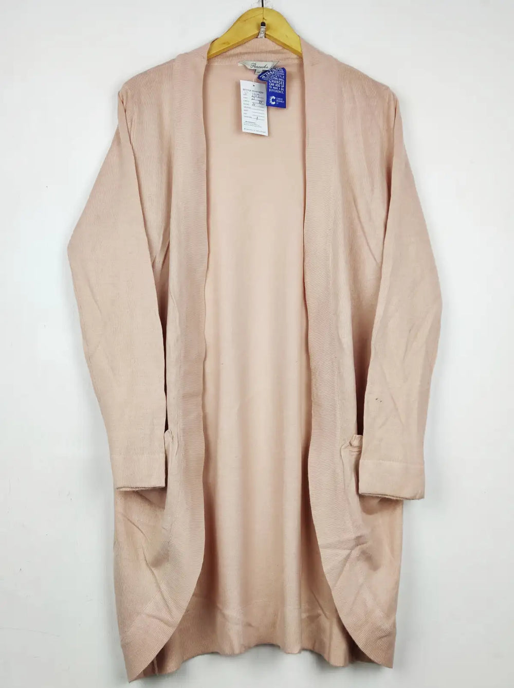 Buy online pre-used pre-loved 100% authentic & Original branded Peacocks (LC-7917) available in Pakistan. Top international brands avilable.