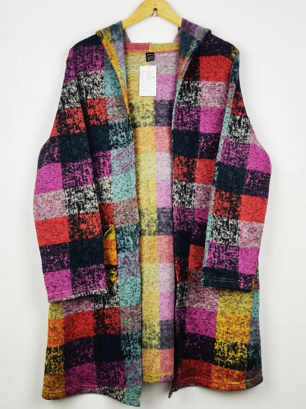 Buy online pre-used pre-loved 100% authentic & Original branded Shein (LC-7931) available in Pakistan. Top international brands avilable.