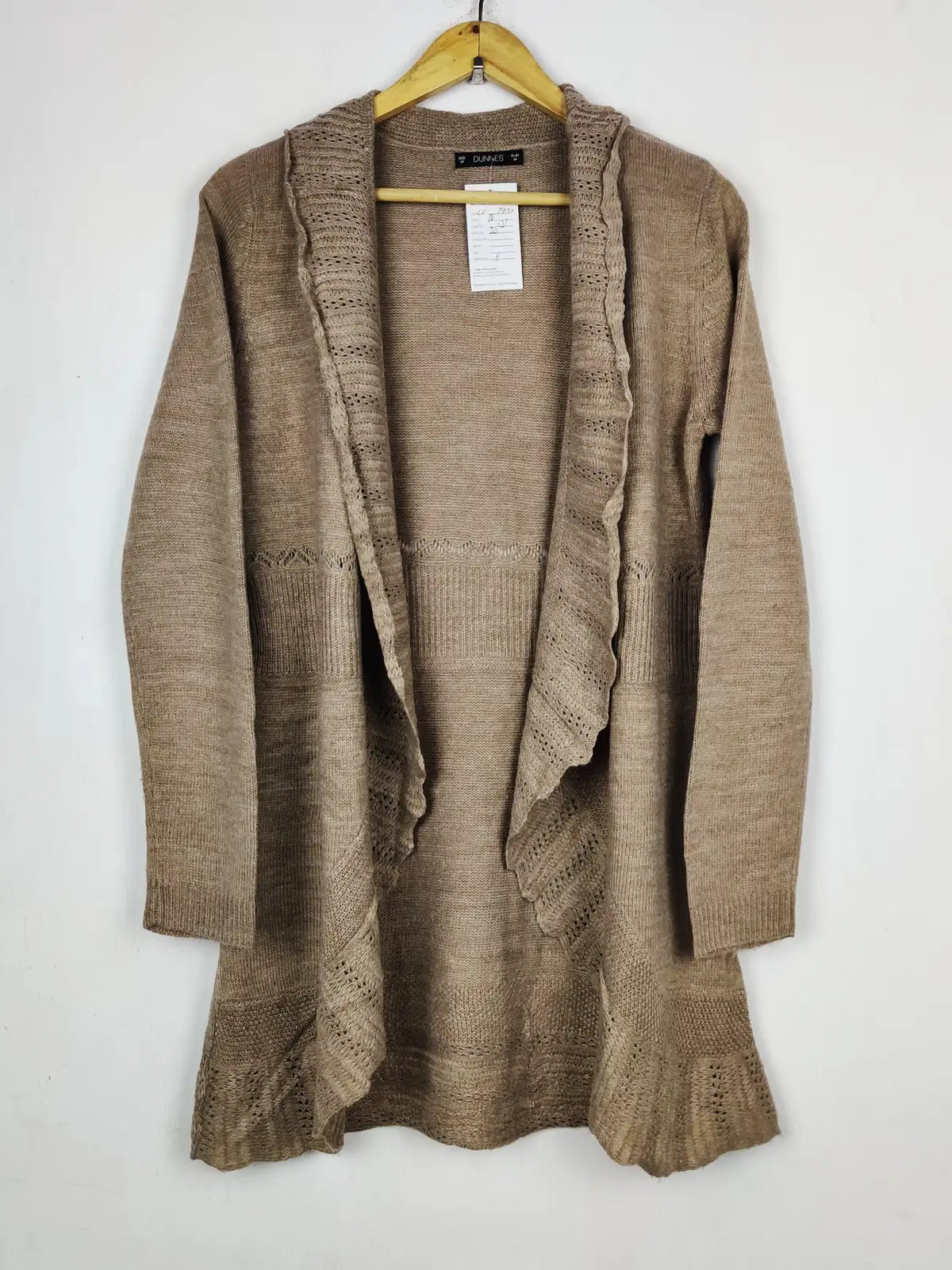 Buy online pre-used pre-loved 100% authentic & Original branded Dunnes Stores (LC-7956) available in Pakistan. Top international brands avilable.