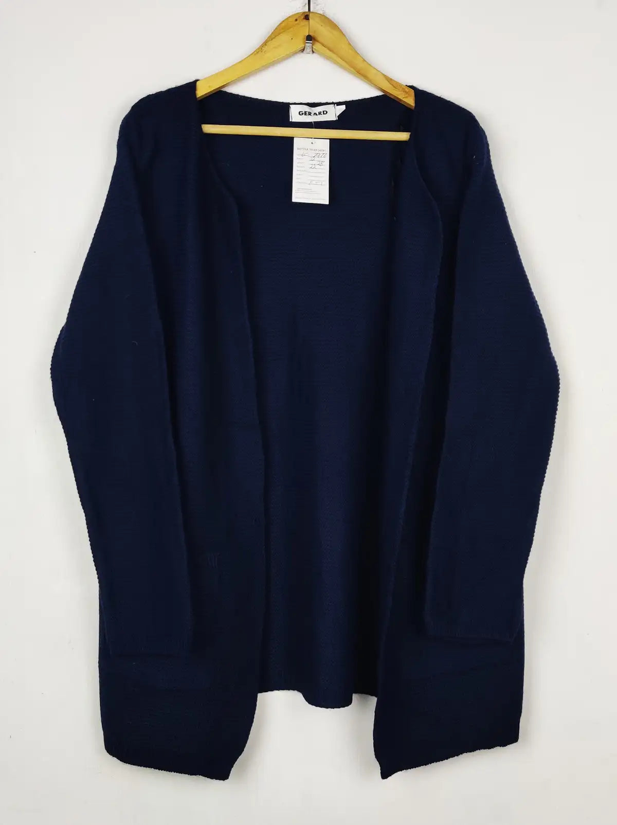 Buy online pre-used pre-loved 100% authentic & Original branded Gerard (LC-7972) available in Pakistan. Top international brands avilable.