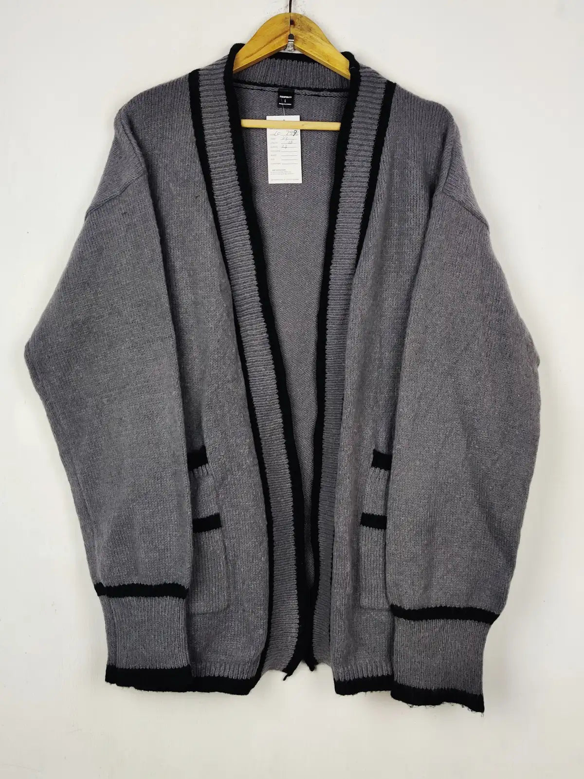 Buy online pre-used pre-loved 100% authentic & Original branded Mafivty (LC-7996) available in Pakistan. Top international brands avilable.
