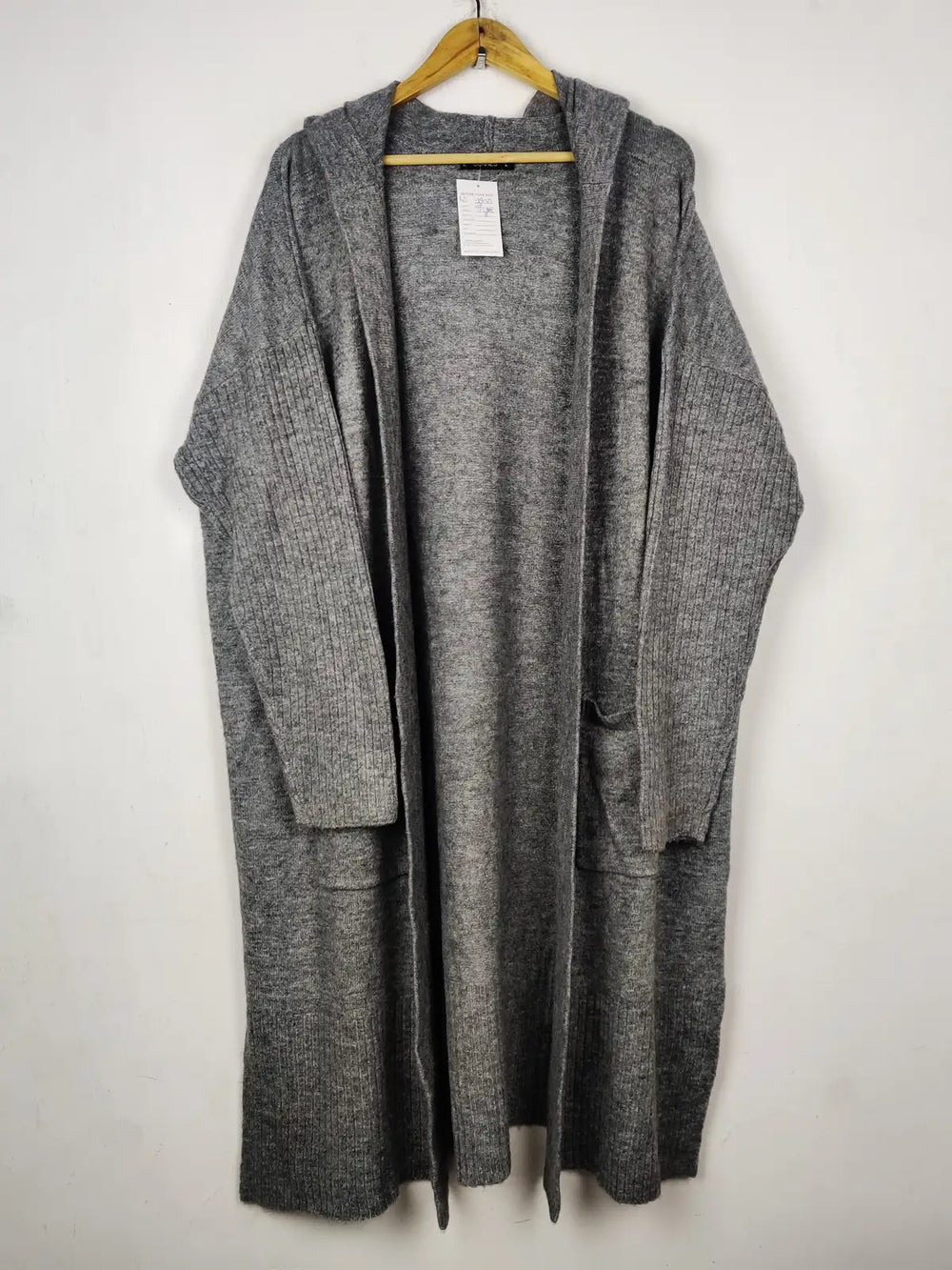 Buy online pre-used pre-loved 100% authentic & Original branded Dunnes Stores (LC-7999) available in Pakistan. Top international brands avilable.