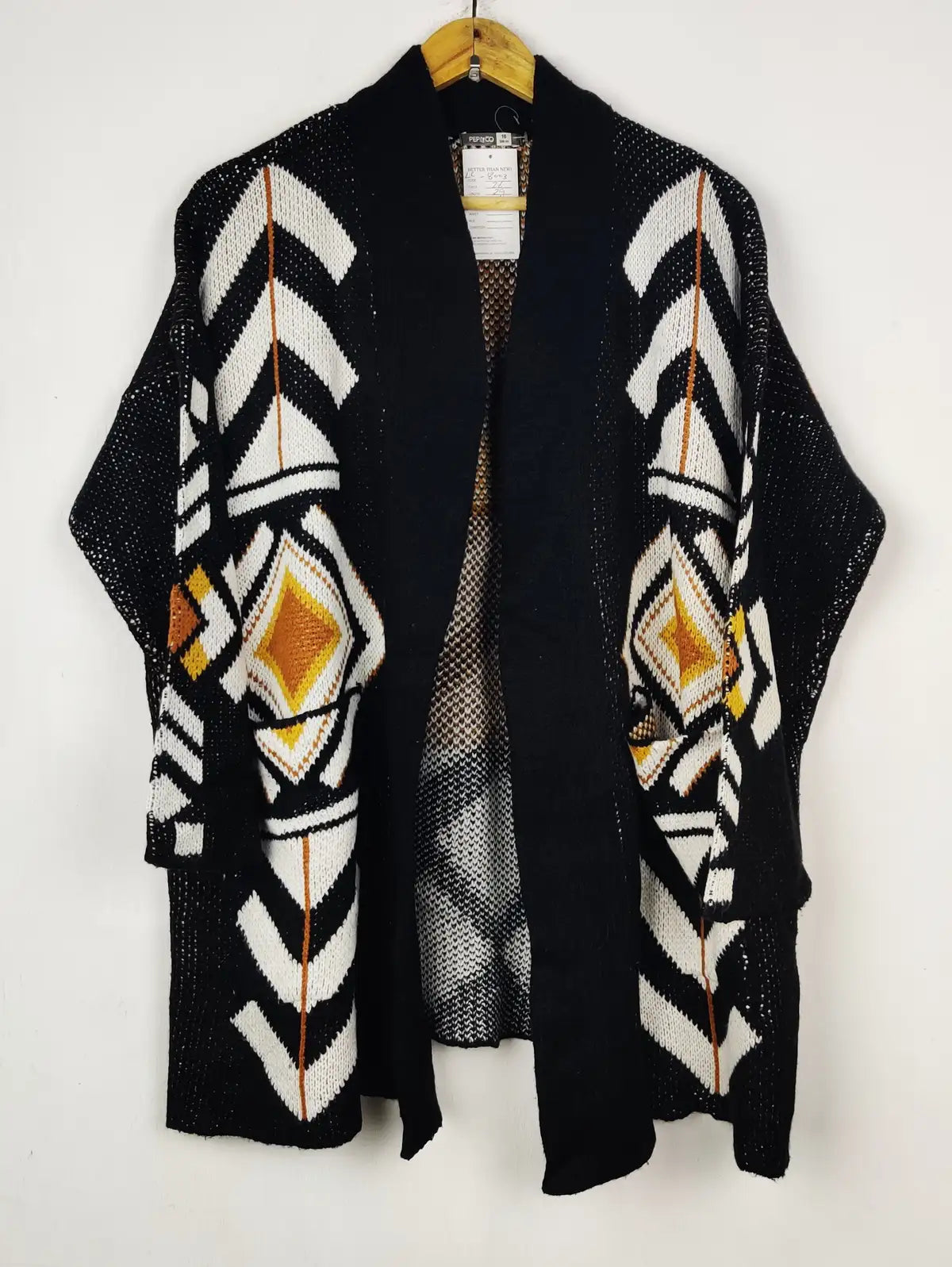 Buy online pre-used pre-loved 100% authentic & Original branded Pep&Co (LC-8003) available in Pakistan. Top international brands avilable.